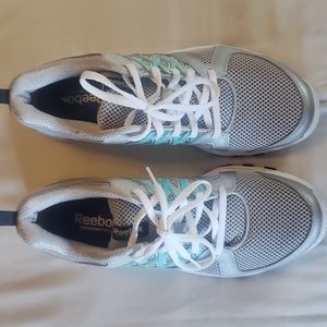 Reebok sneakers size 10